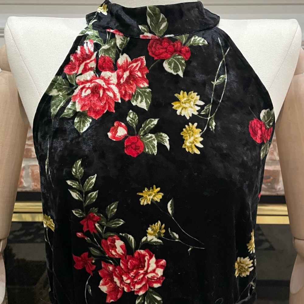 Audrey 3+1 Black Floral Velvet Halter Romper / S / Excellent condition - Picture 6 of 16